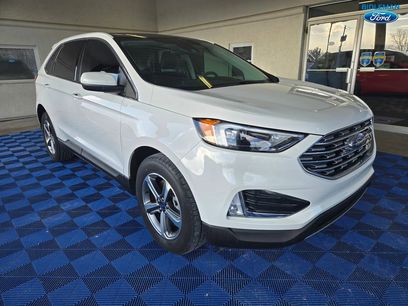 Used 2022 Ford Edge SEL w/ Convenience Package