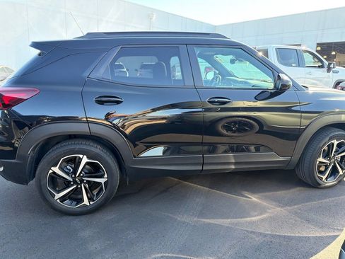 Used 2023 Chevrolet TrailBlazer RS w/ Sun and Liftgate Package AWD/4WD image 5