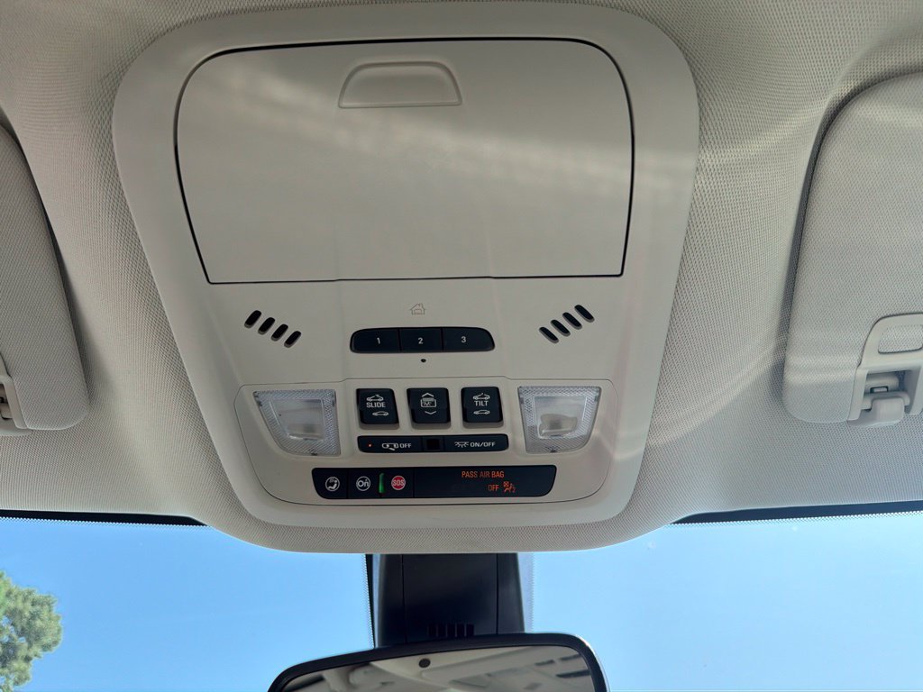 Used 2023 Buick Enclave Essence w/ Experience Buick Package FWD image 28