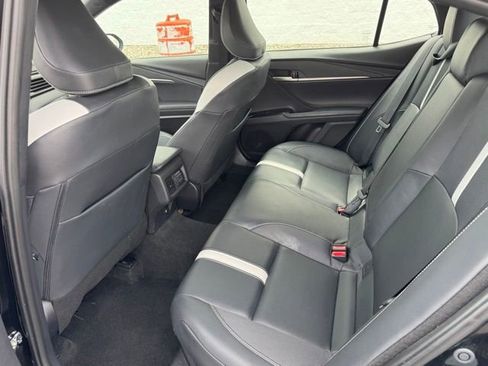 Used 2025 Toyota Camry SE image 10