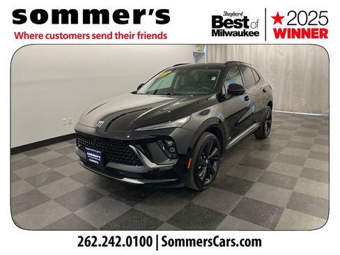 Used 2025 Buick Envision Sport Touring image 2