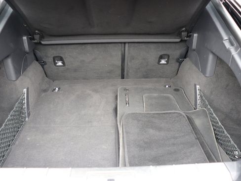 Used 2016 Porsche Panamera 4 image 50