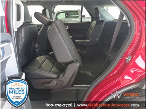 Used 2024 Ford Explorer XLT w/ Equipment Group 202A AWD/4WD image 17