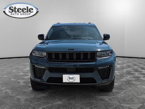 New 2026 Jeep Grand Cherokee L Limited w/ Limited Altitude Package image 8