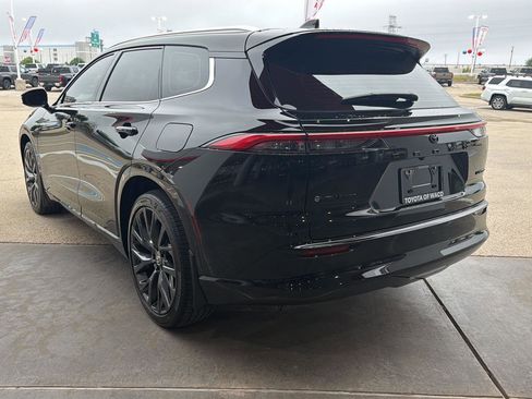 New 2026 Toyota Crown Signia w/ Advanced Technology Package AWD/4WD image 4