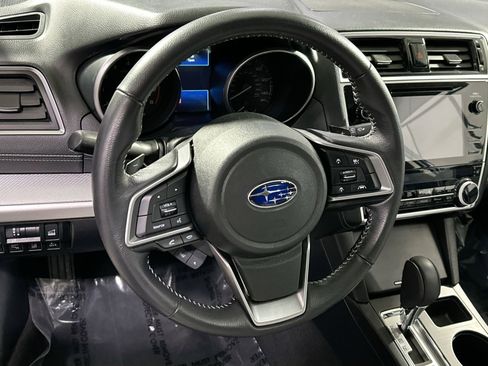 Used 2019 Subaru Outback 2.5i Premium image 18