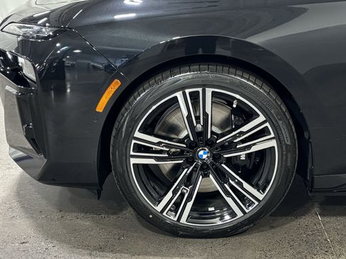 New 2026 BMW i7 xDrive60 w/ Executive Package AWD/4WD image 10