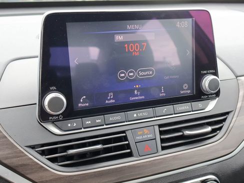 Used 2025 Nissan Altima 2.5 SV FWD image 5