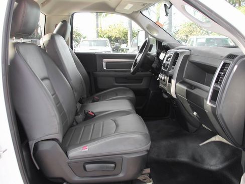 Used 2018 RAM 3500 Tradesman w/ Chrome Appearance Group image 30