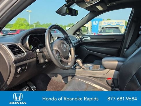 Used 2018 Jeep Grand Cherokee High Altitude RWD image 9