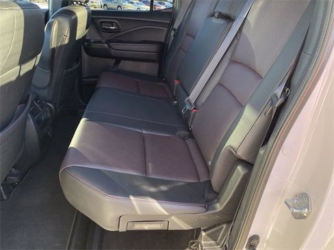 Used 2023 Honda Ridgeline Black Edition image 36