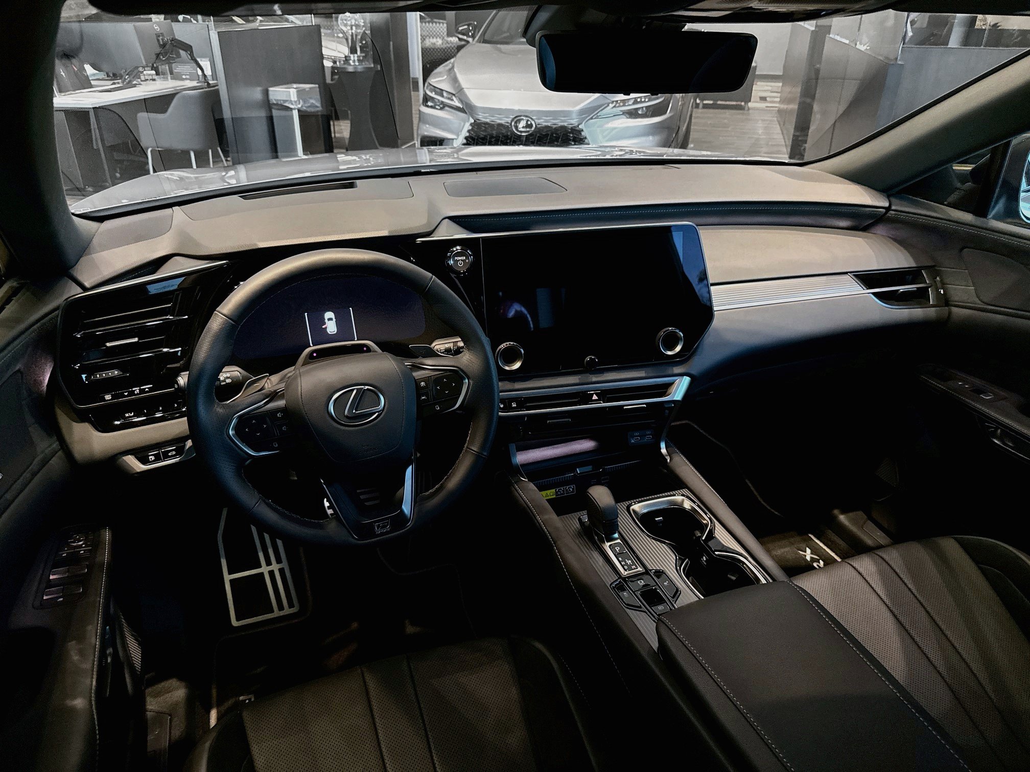 New 2026 Lexus RX 500h F Sport w/ Convenience Package AWD/4WD image 18