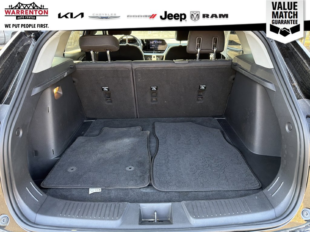 Used 2024 Chevrolet Trax LS FWD image 7