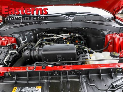 Used 2021 Ford Explorer XLT image 7