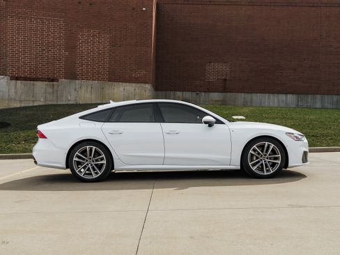 Used 2023 Audi A7 3.0T Premium Plus w/ Premium Plus AWD/4WD image 3