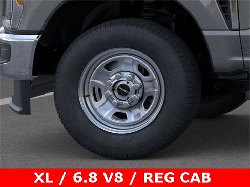 New 2026 Ford F350 XL w/ XL Chrome Package image 19