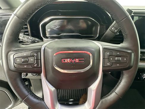 Used 2023 GMC Sierra 1500 Elevation image 19