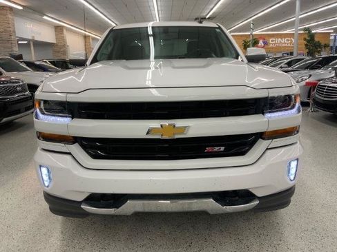 Used 2018 Chevrolet Silverado 1500 LT w/ All Star Edition AWD/4WD image 3