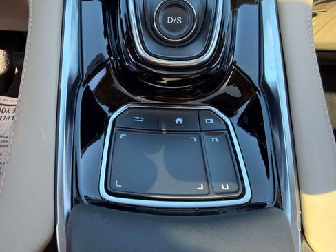 Used 2024 Acura RDX SH-AWD w/ Technology Package image 25