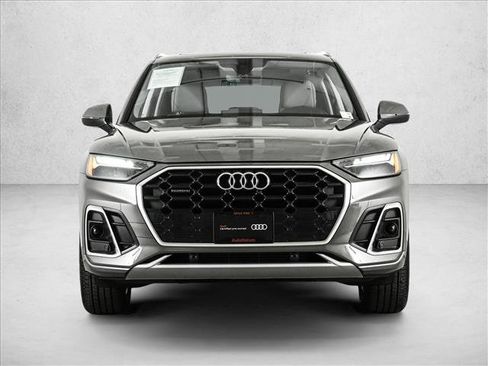 Certified 2024 Audi Q5 2.0T Premium AWD/4WD image 2