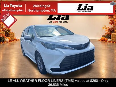 Used 2025 Toyota Sienna LE