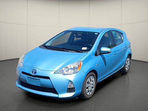 Used 2013 Toyota Prius C Two image 3