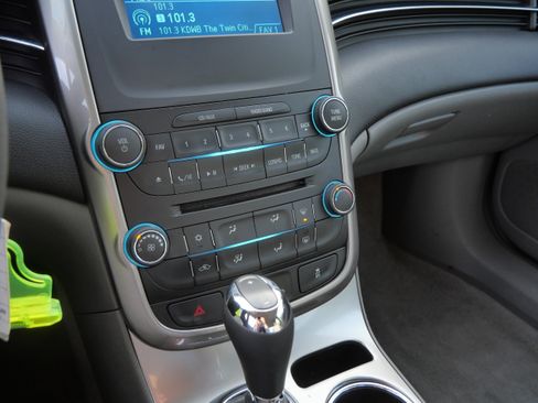 Used 2015 Chevrolet Malibu LS w/ Protection Package FWD image 23
