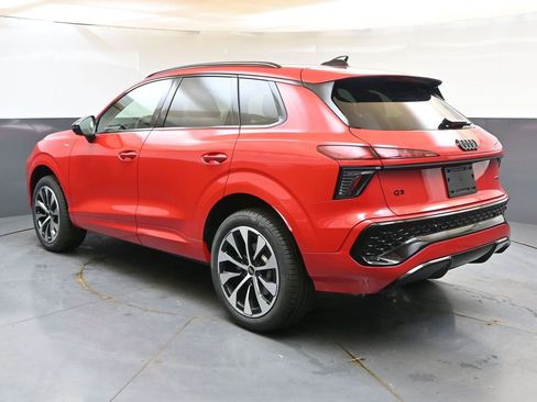 New 2026 Audi Q3 quattro 2.0T AWD/4WD image 3