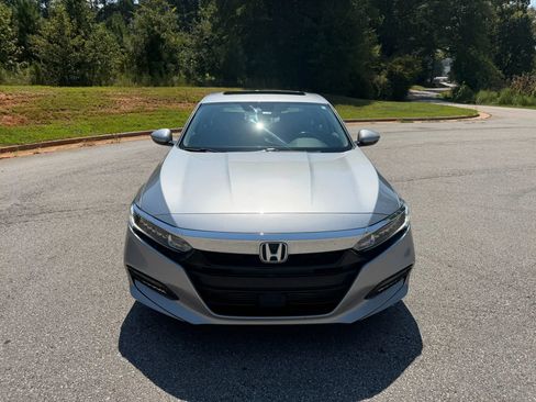 Used 2019 Honda Accord EX-L image 2