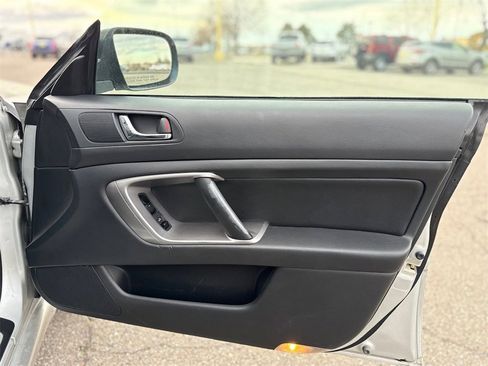 Used 2005 Subaru Legacy 2.5GT Limited image 43