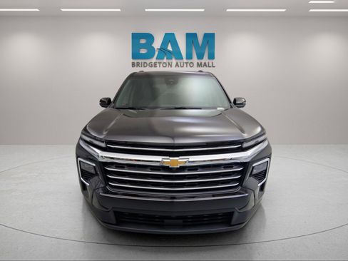 New 2026 Chevrolet Traverse LT w/ Driver Confidence Package image 33