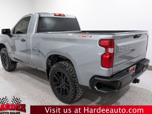 Used 2025 Chevrolet Silverado 1500 W/T w/ Trailering Package AWD/4WD image 3