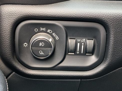 Used 2023 RAM 2500 Laramie w/ Night Edition AWD/4WD image 16