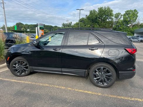 Used 2022 Chevrolet Equinox RS w/ RS Leather Package AWD/4WD image 22