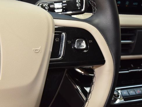 New 2026 Lincoln Corsair Premiere FWD image 25