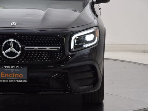 Used 2023 Mercedes-Benz GLB 250 image 10