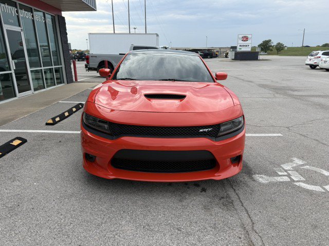 Used 2018 Dodge Charger SRT w/ Harman/Kardon Audio Group RWD image 10