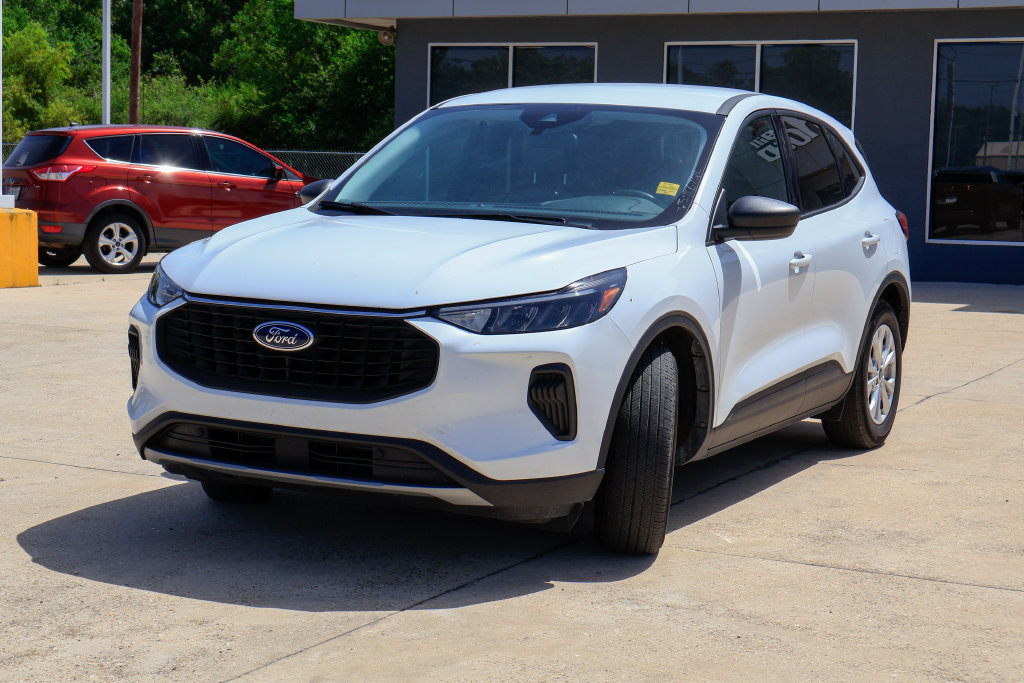 Used 2025 Ford Escape Active FWD image 23
