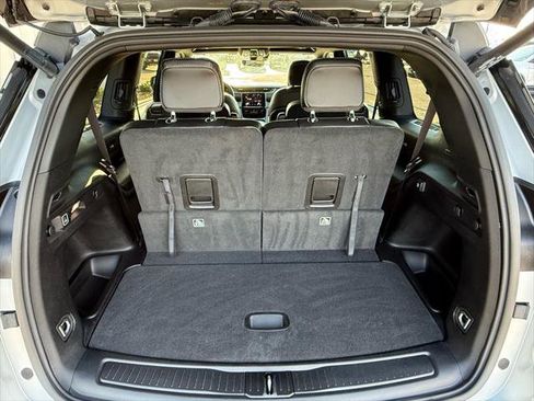 Certified 2025 Jeep Grand Cherokee L Altitude image 14