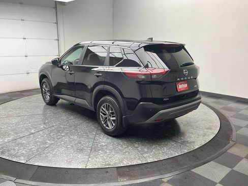 Used 2023 Nissan Rogue S AWD/4WD image 2