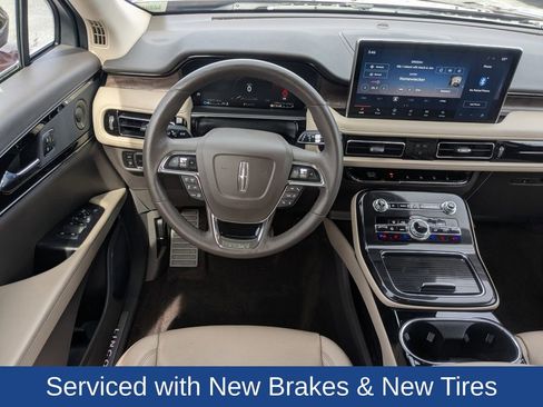 Used 2023 Lincoln Nautilus Reserve w/ Equipment Group 201A image 19