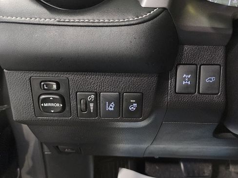 Used 2017 Toyota RAV4 Platinum w/ All Weather Liner Package AWD/4WD image 15