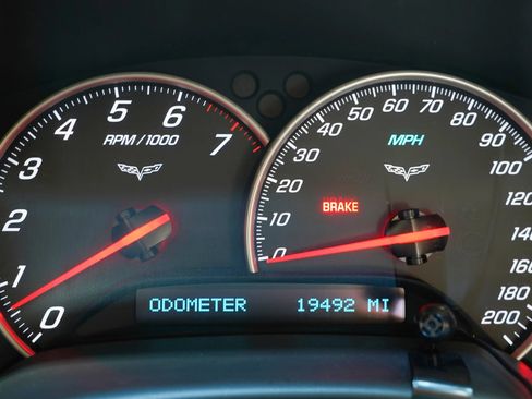 Used 2006 Chevrolet Corvette Convertible w/ Preferred Equipment Group RWD image 53