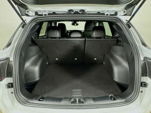 New 2026 Jeep Compass Latitude AWD/4WD image 28