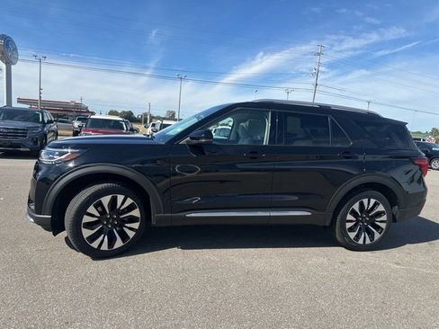 New 2026 Ford Explorer Platinum w/ LUX Leather Package image 29