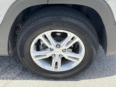 Used 2021 GMC Terrain SLE FWD image 27