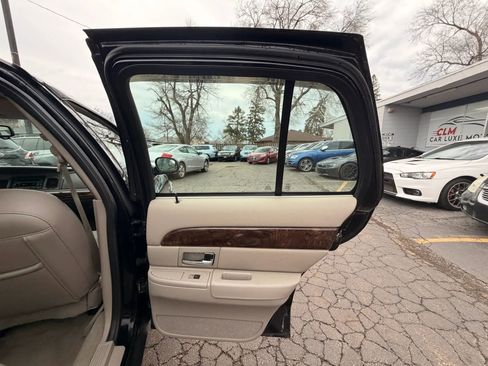 Used 2010 Mercury Grand Marquis LS image 25