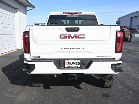 New 2026 GMC Sierra 3500 Denali image 7