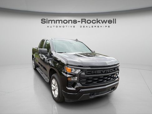 Used 2024 Chevrolet Silverado 1500 Custom AWD/4WD image 7