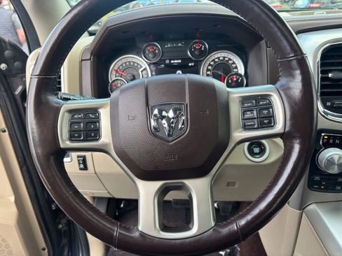 Used 2017 RAM 1500 Laramie w/ Convenience Group image 19